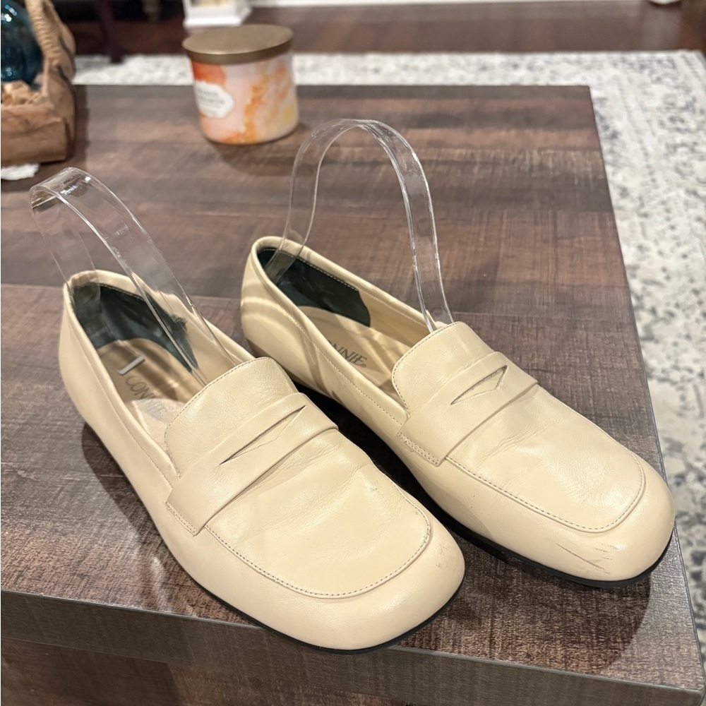 Connie Ivory Loafers Size 7 1/2